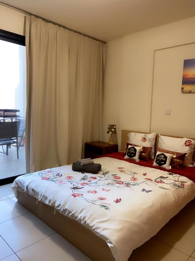 Larnaca Beach Apartment Ngoại thất bức ảnh