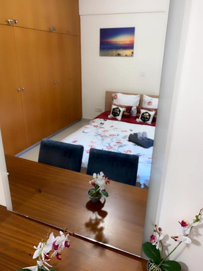 Larnaca Beach Apartment Ngoại thất bức ảnh