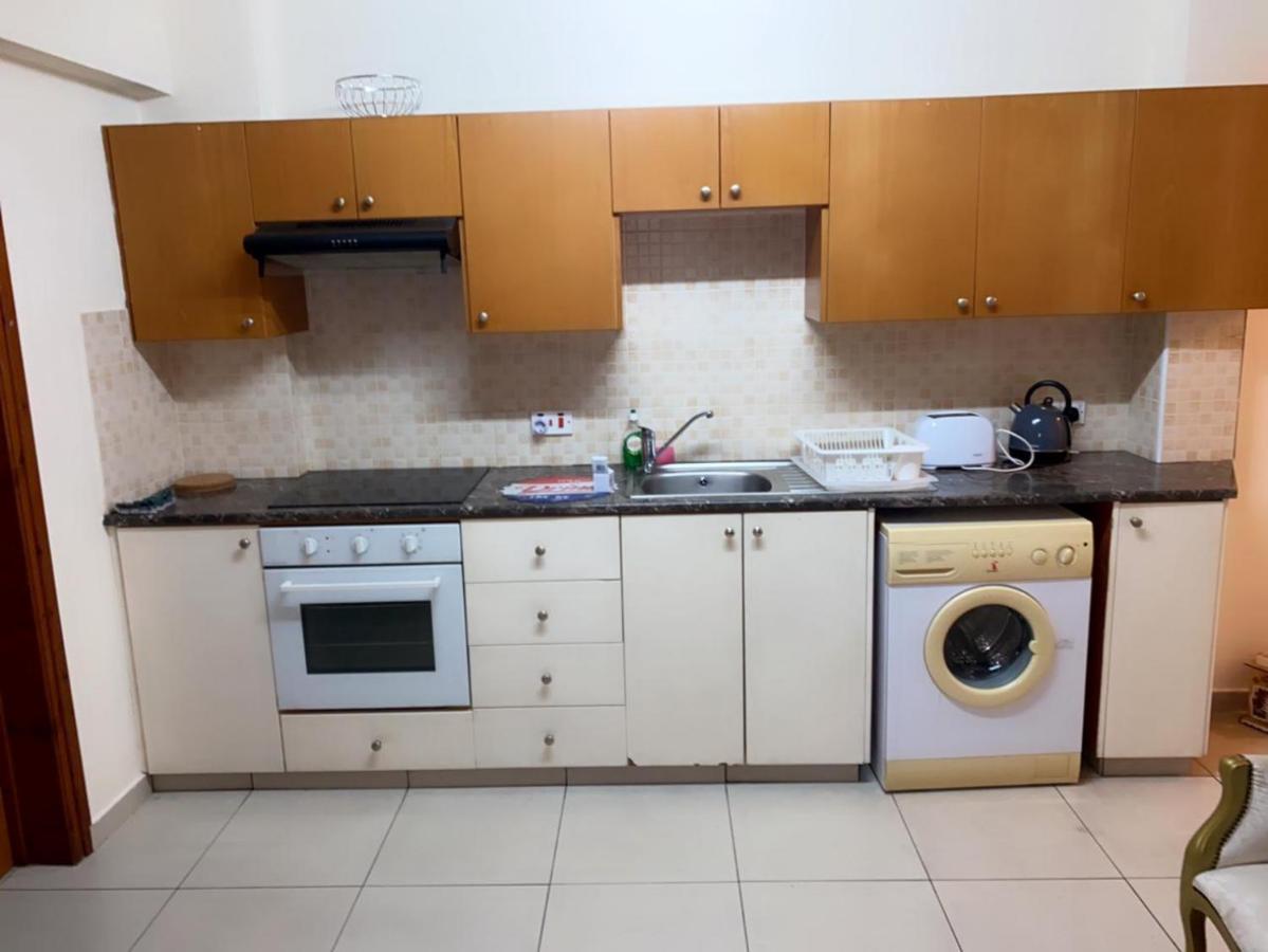Larnaca Beach Apartment Ngoại thất bức ảnh